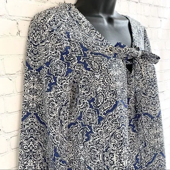 laundry by shelli segal blue white paisley top size XS - Picture 2 of 10